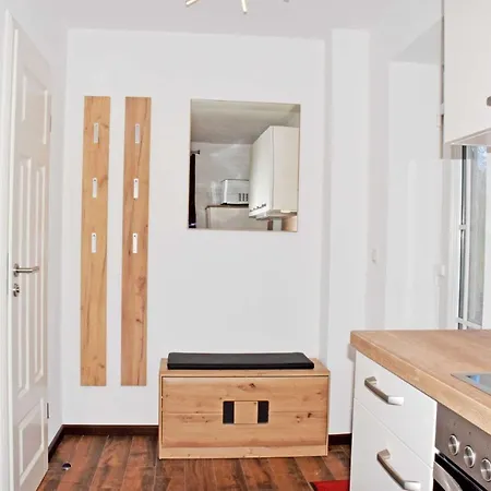 Zum Boddenstrand Mit Ka * Groß Zicker